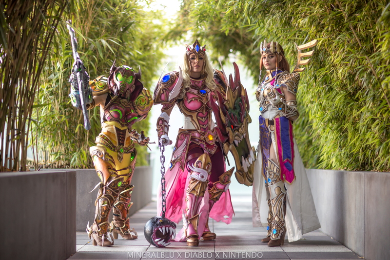 Cosplay by Danielle Beaulieu, Jessica Nigri and Friscoblondie | Photo by Mineralblu